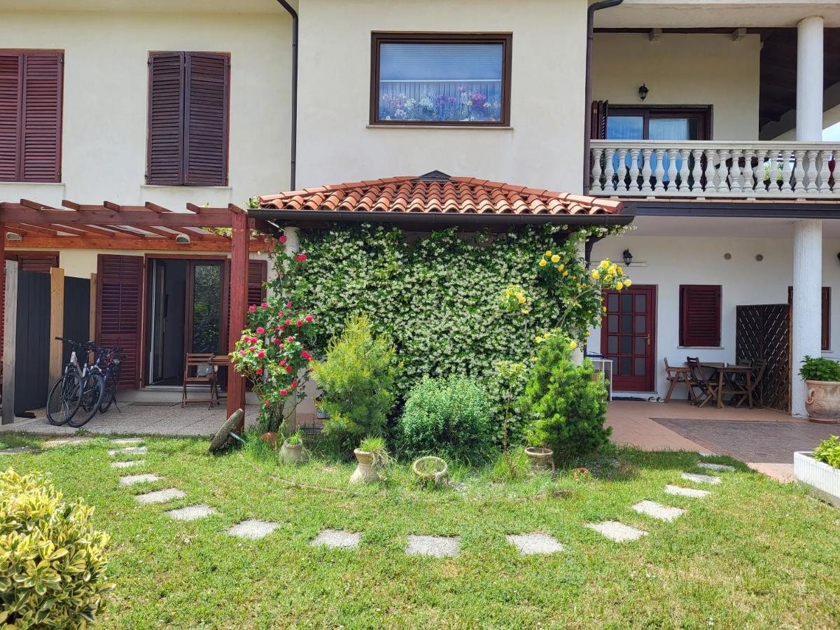Apartmaji Tim Izola Exterior foto